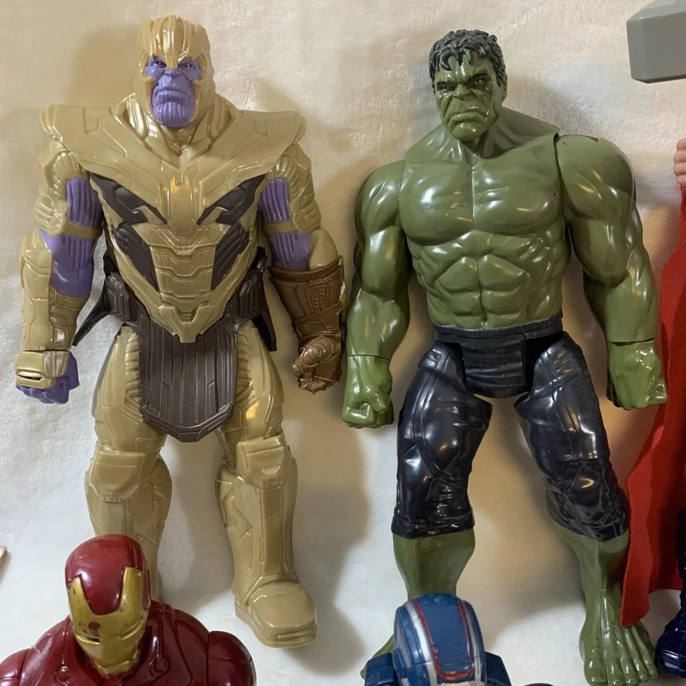 Lot Of 11 Marvel Legends Titan Heroes Action Figures Hulk Batman Spider-Man Thor